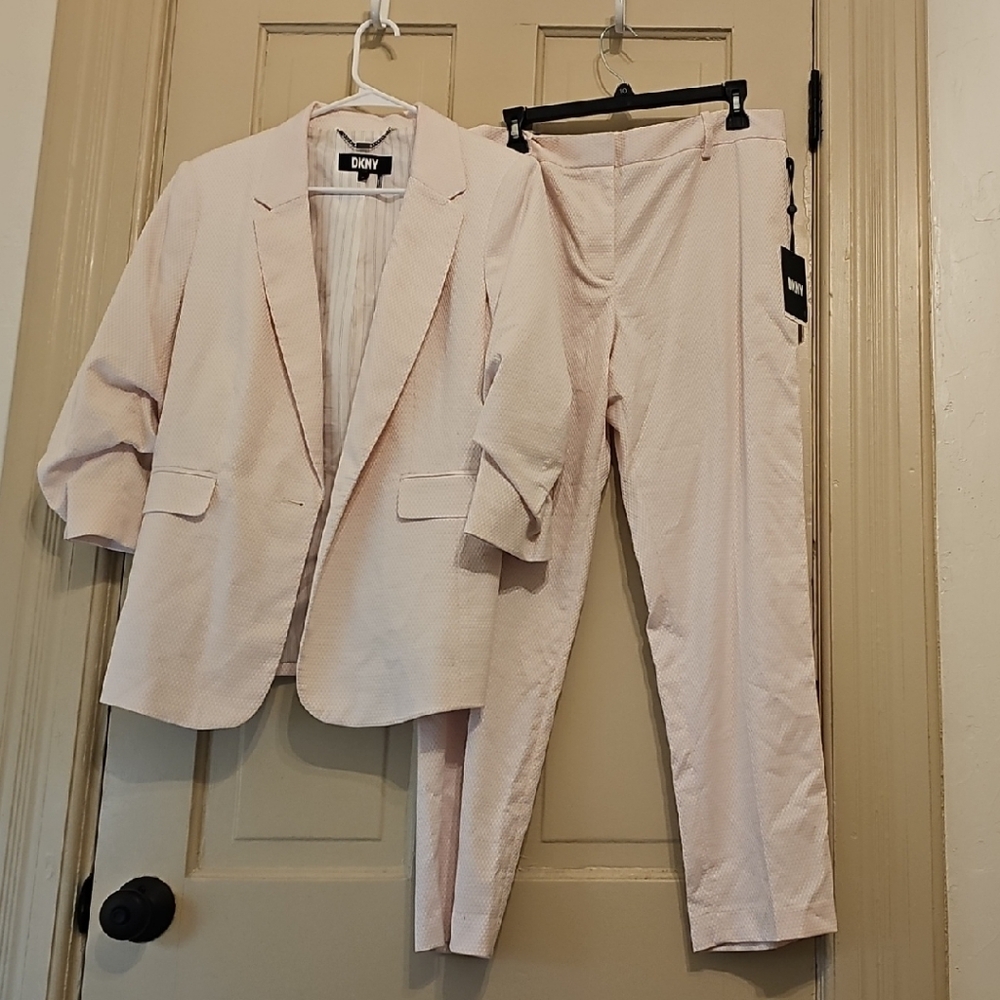 DKNY Soft Pink Textured Blazer